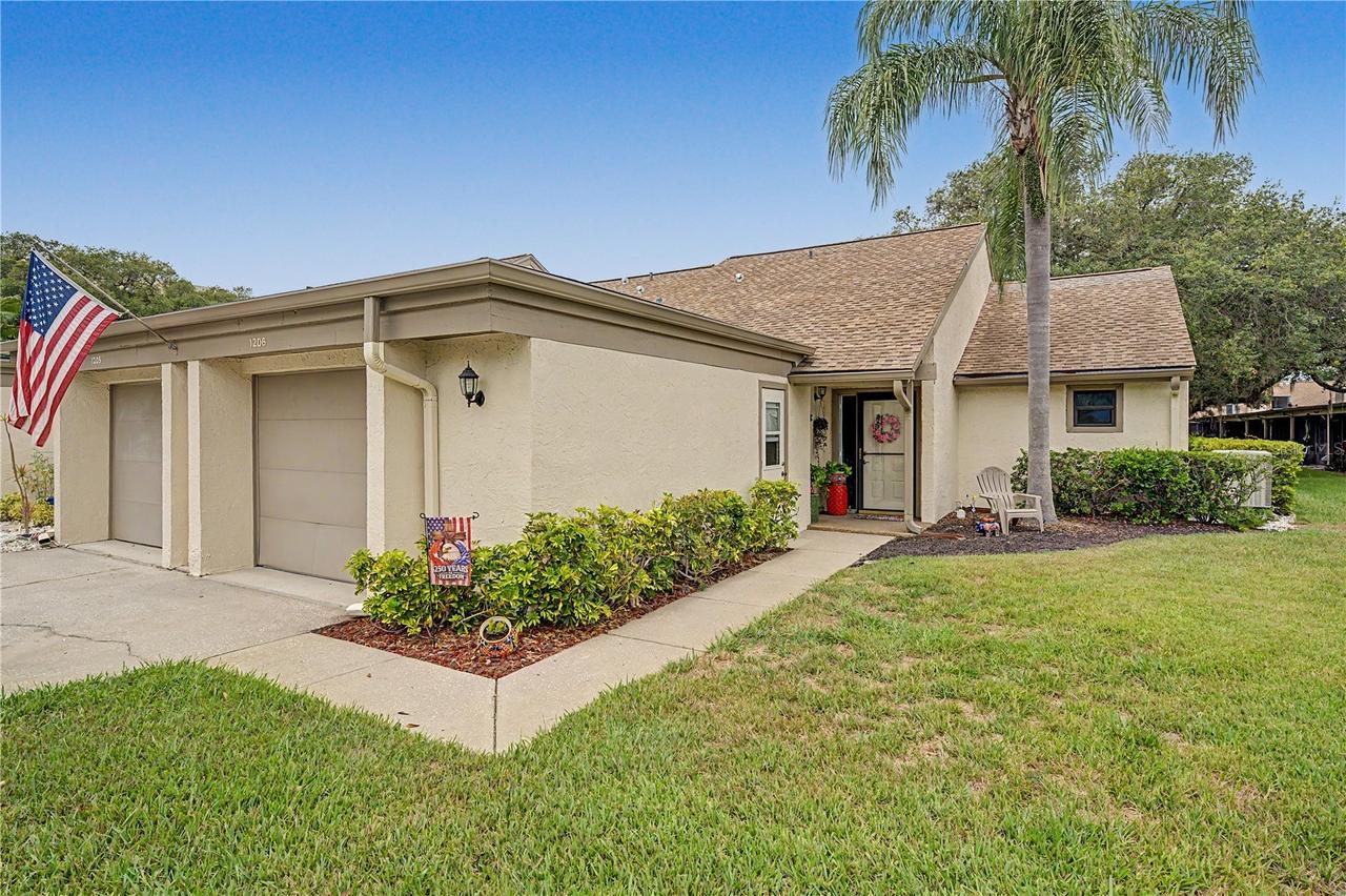 1206 Palm Dr., Tarpon Springs, FL 34689