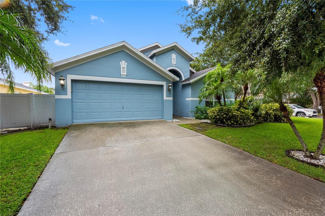 3306 Pin Oak Ln., Tampa, FL 33618