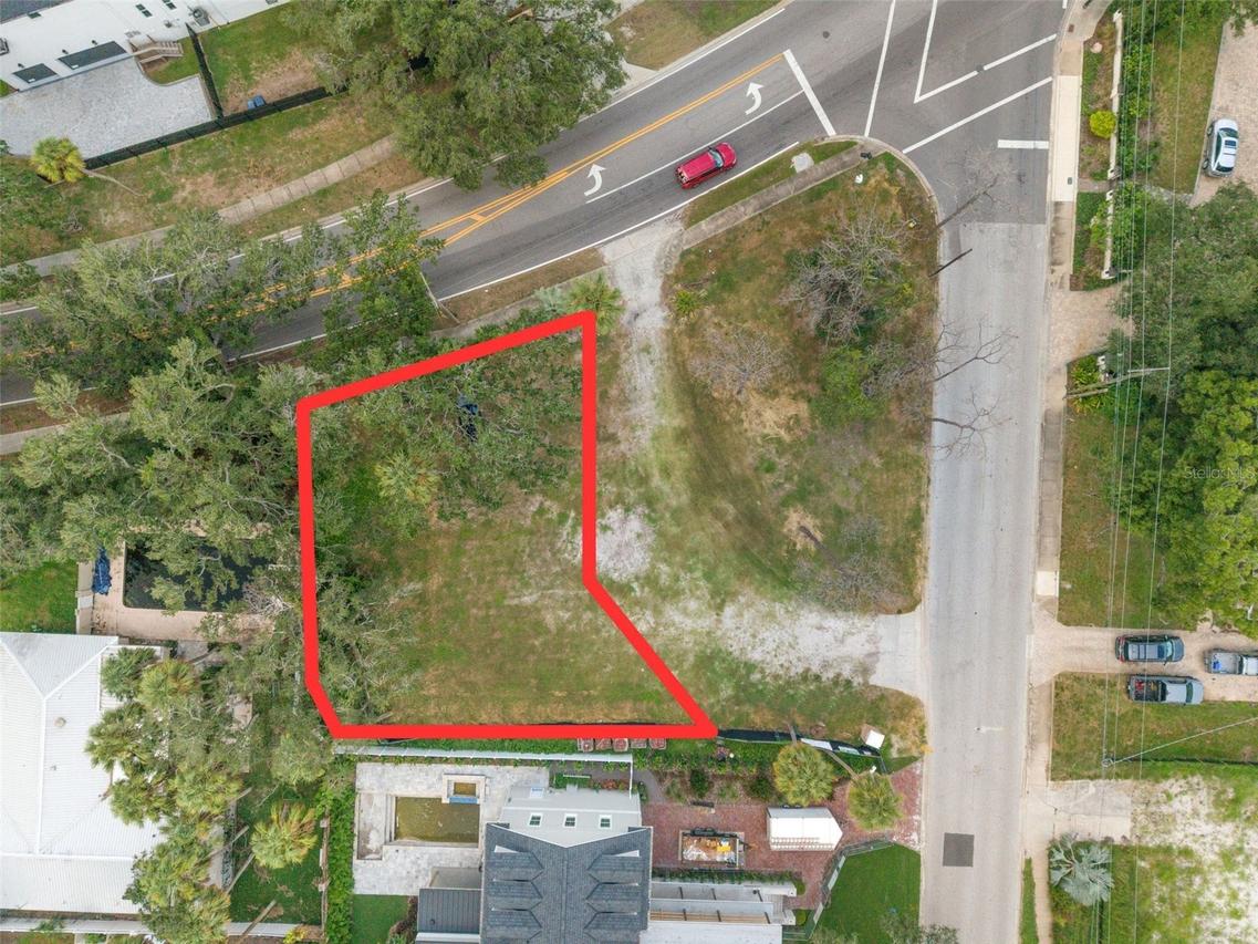 2504 S West Shore Blvd., Tampa, FL 33629