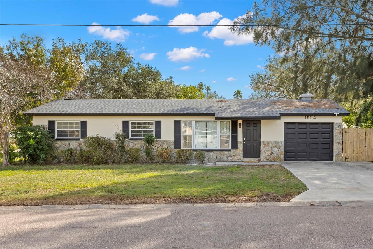 1524 Arizona Ave., St Petersburg, FL 33703