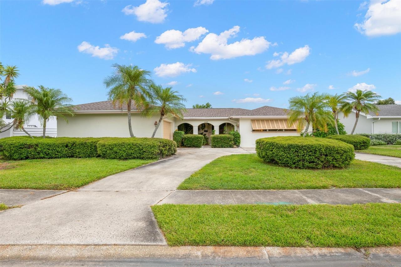 6729 Tequesta Dr., Seminole, FL 33777