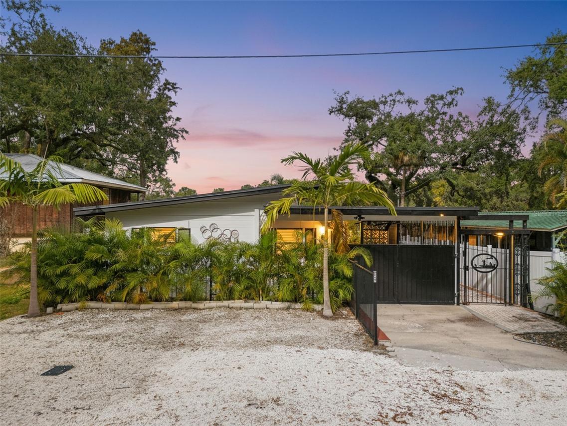 308 E Hollywood St., Tampa, FL 33604