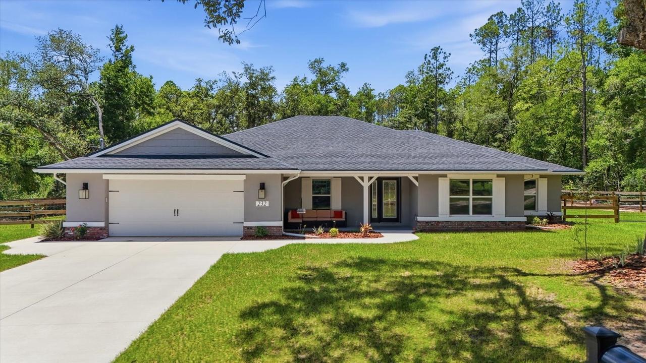 232 E Falcon St., Dunnellon, FL 34434