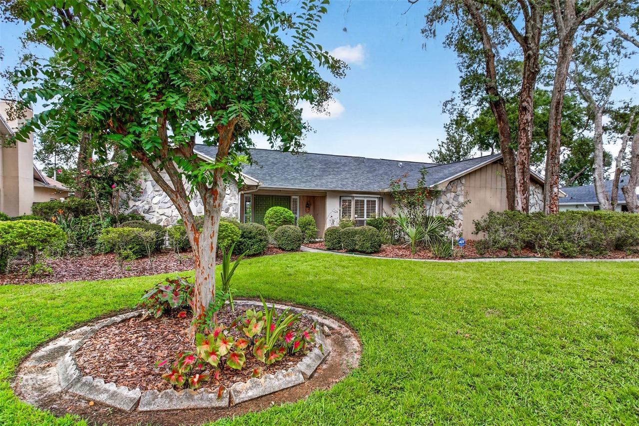 6328 N Queensway Dr., Temple Terrace, FL 33617