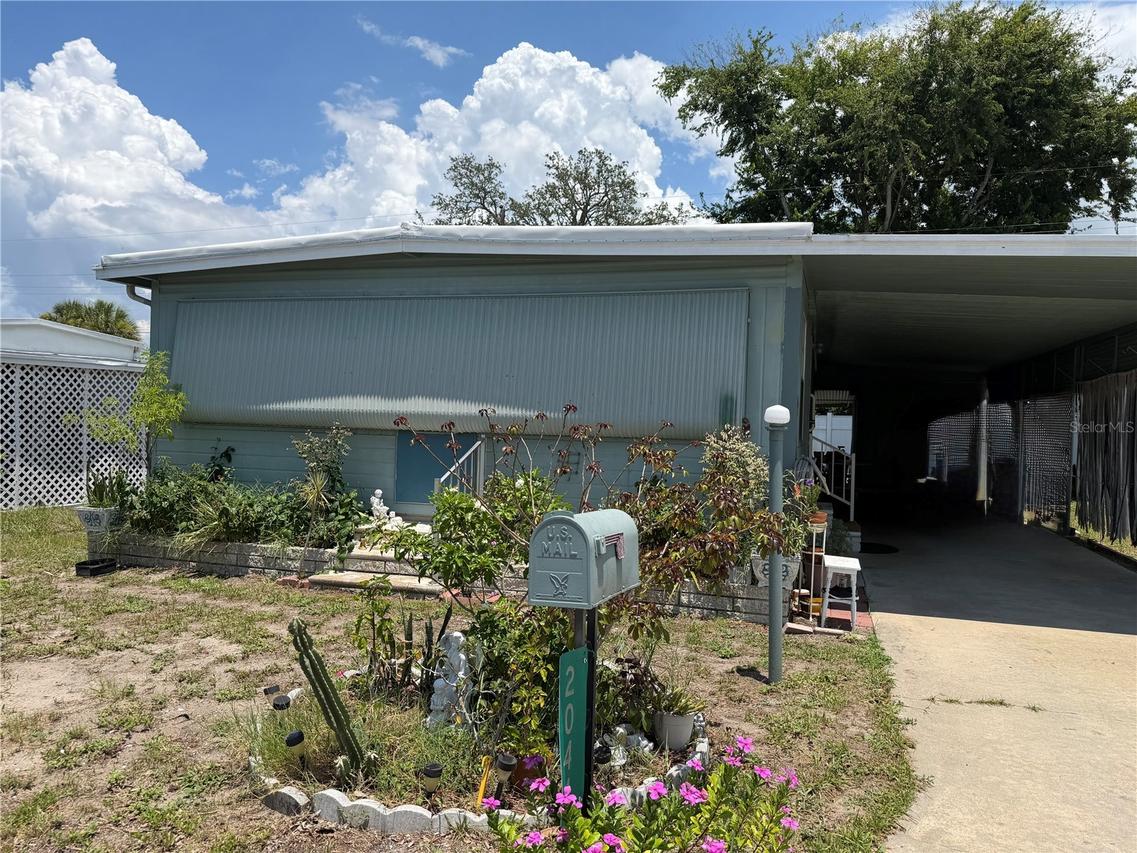 2044 Hoyle Dr., Holiday, FL 34691