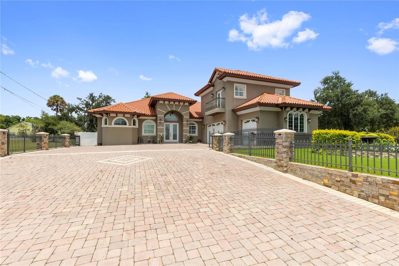 2101 W Bearss Ave., Tampa, FL 33618