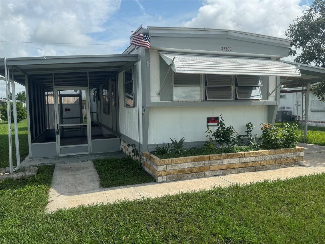 37309 8th Ave. #161, Zephyrhills, FL 33542