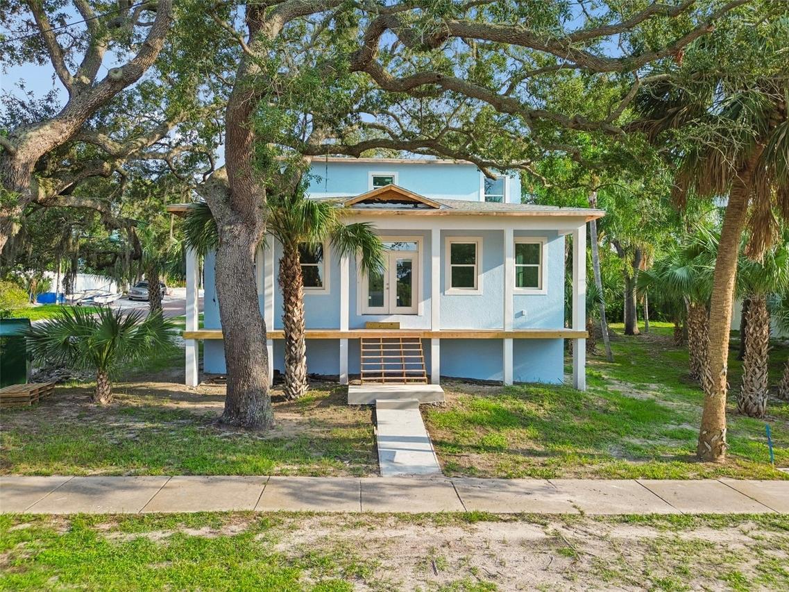 383 Georgia Ave., Crystal Beach, FL 34681