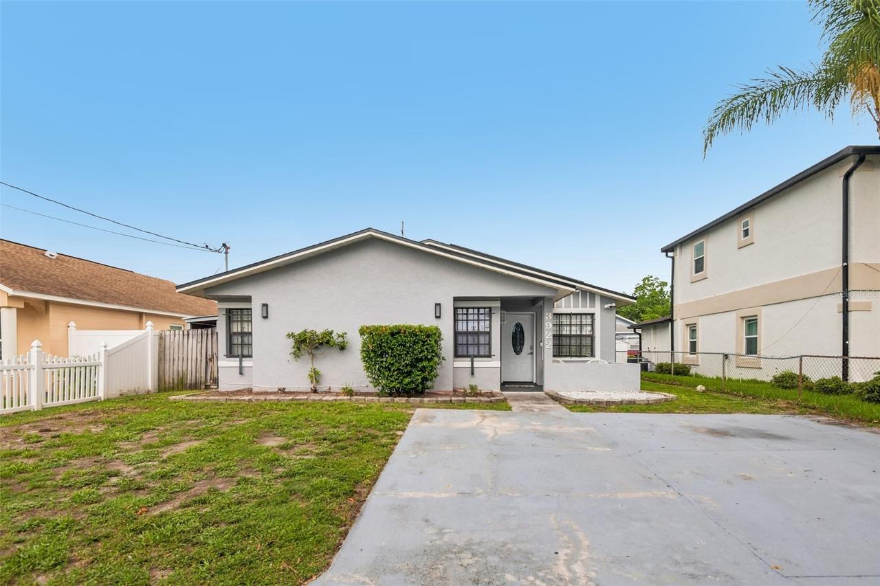 3922 W Robson St., Tampa, FL 33614