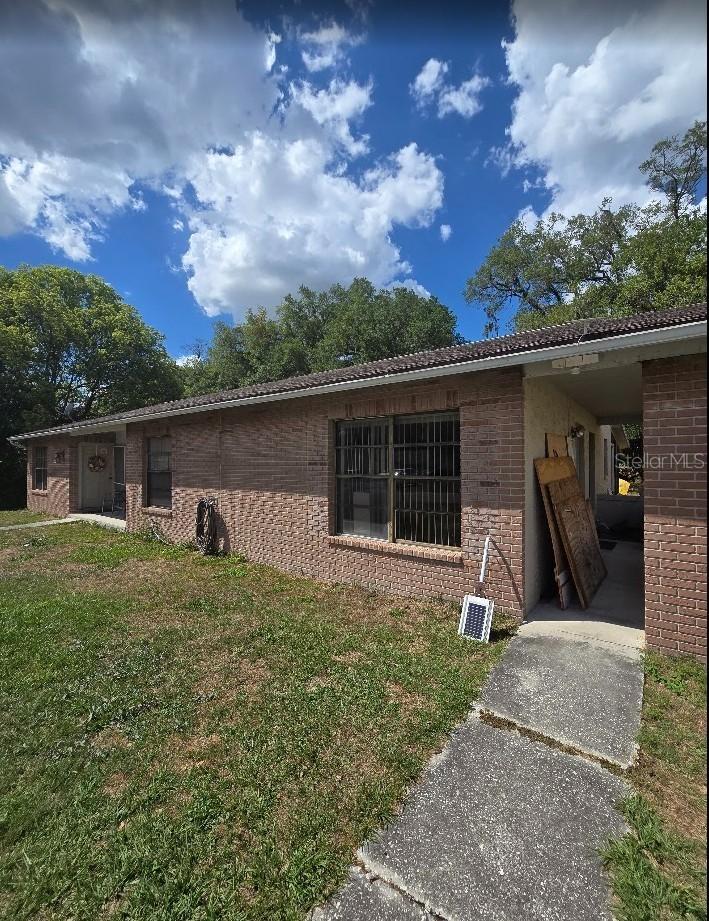 11510 Valencia Dr, Seffner, FL 33584