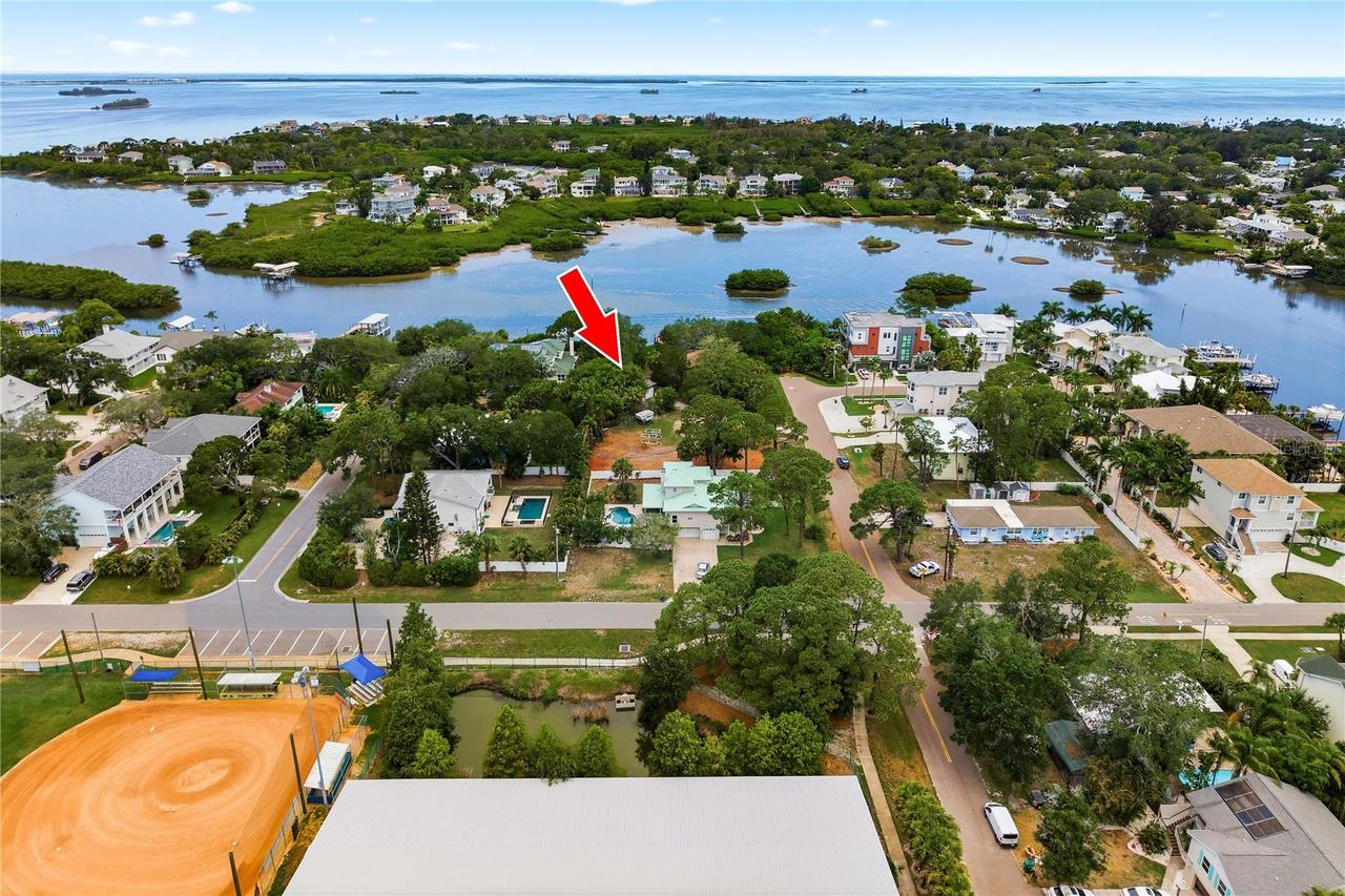 700 Delaware Ave., Palm Harbor, FL 34683