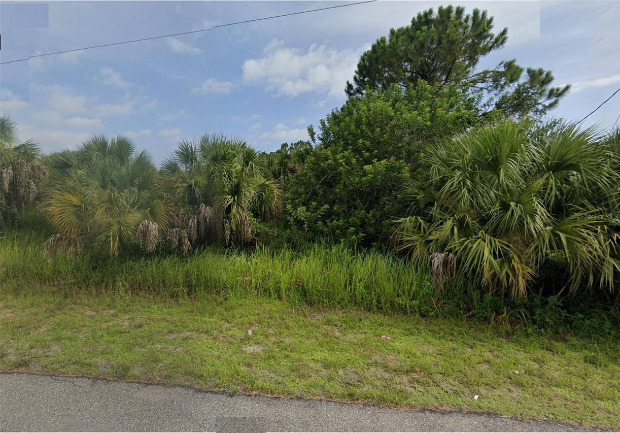 Rocliff Ave., North Port, FL 34287