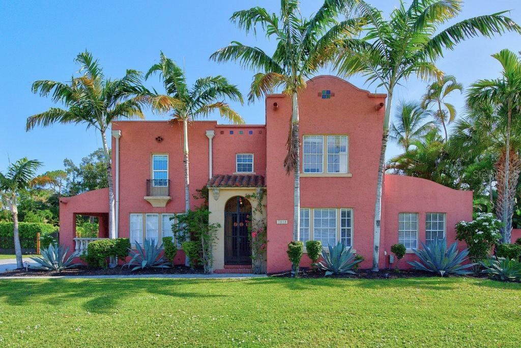 7810 Senrab Dr., Bradenton, FL 34209