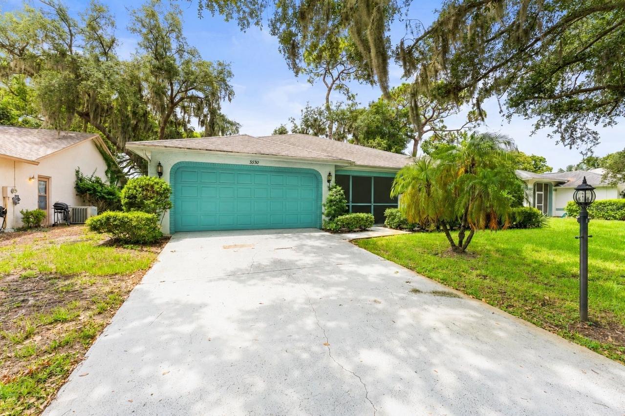 3550 Oak Lake Dr., Palm Harbor, FL 34684