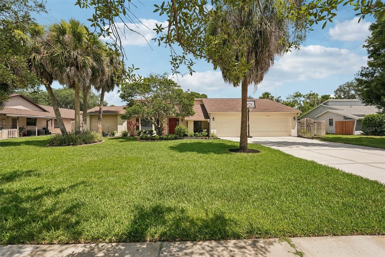 3941 Kingston Dr., Sarasota, FL 34238