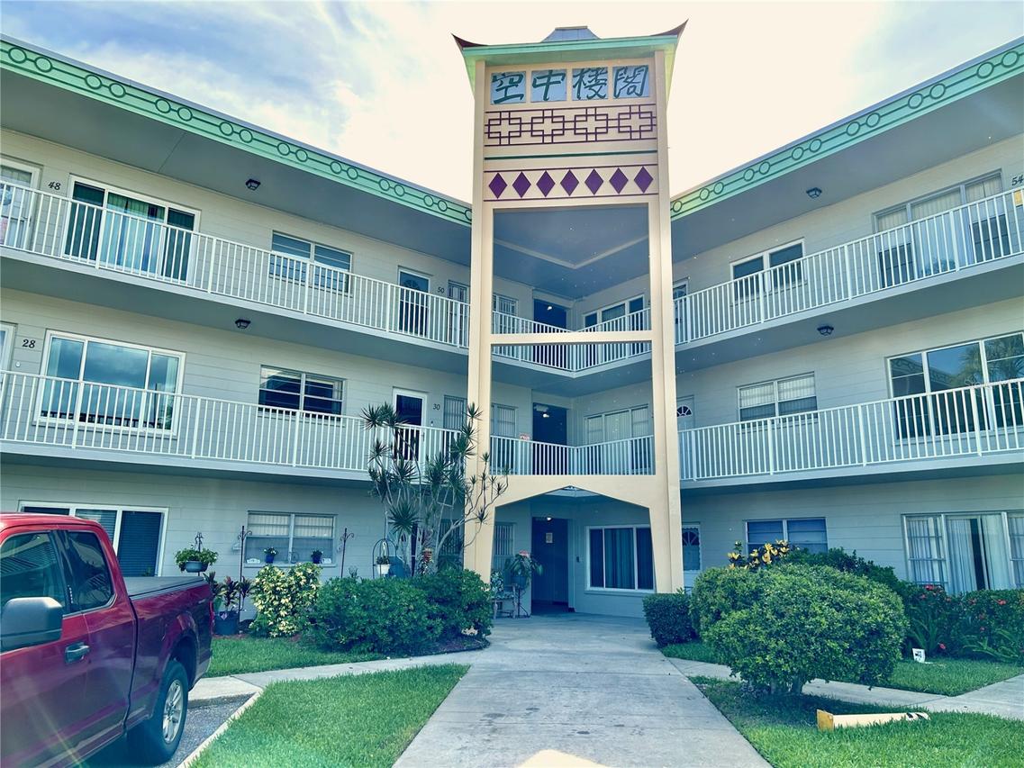 2070 World Parkway Blvd. #36, Clearwater, FL 33763