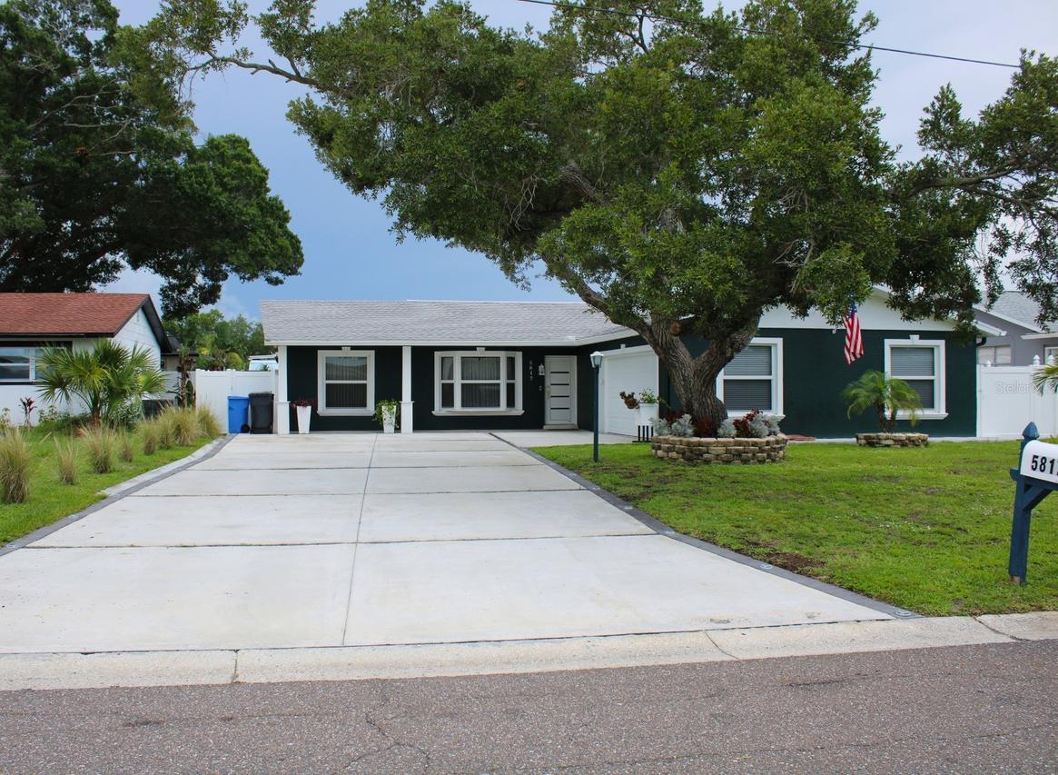 5817 Tampa Shores Blvd., Tampa, FL 33615