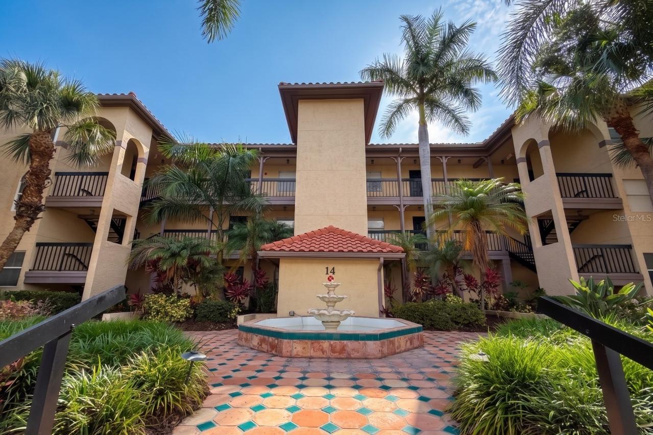 2400 Feather Sound Dr. #1426, Clearwater, FL 33762