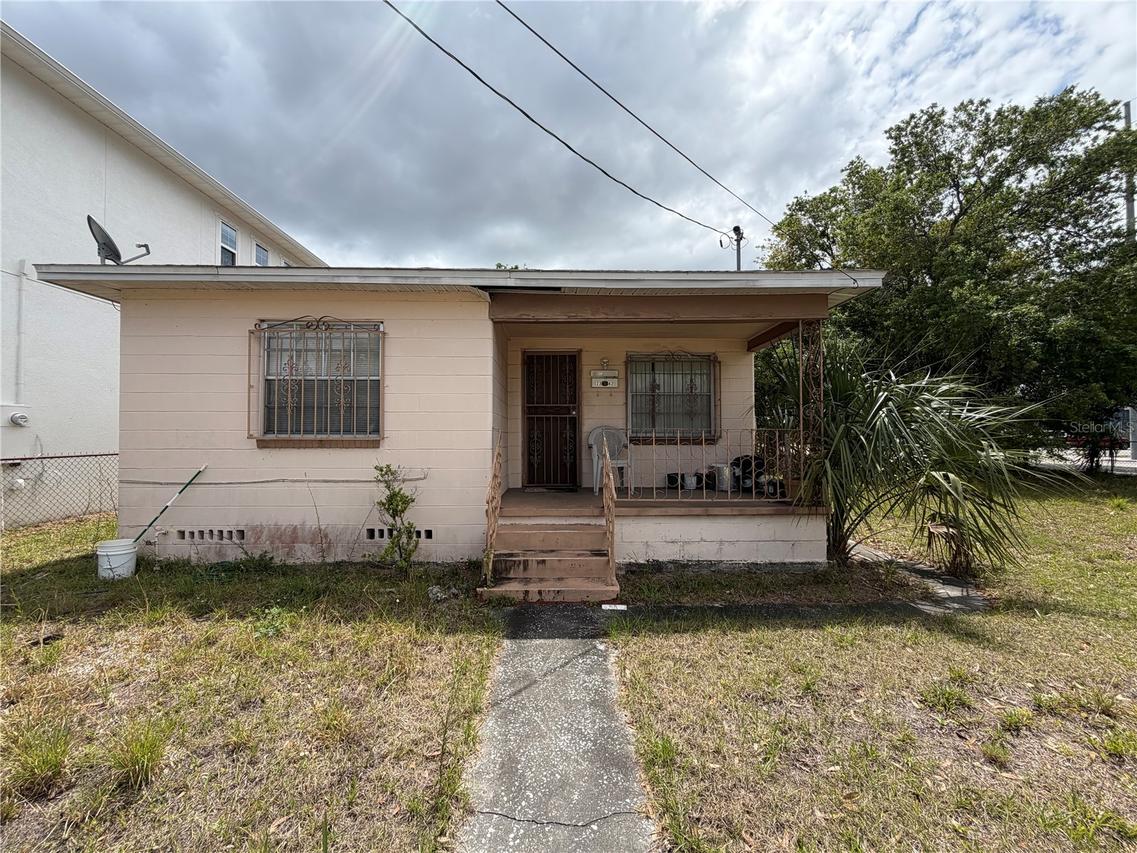 2342 W Chestnut St., Tampa, FL 33607