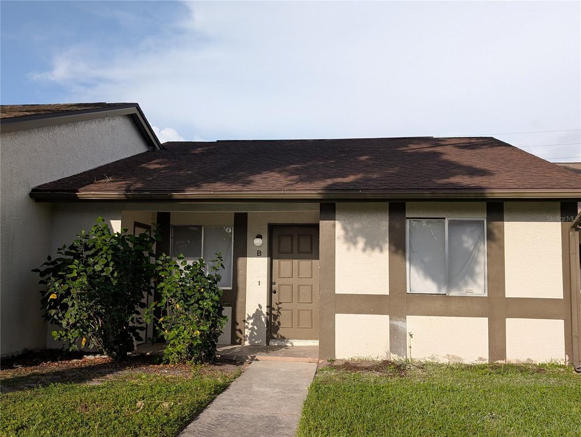 2888 Bancroft Cir. #5B, Palm Harbor, FL 34683