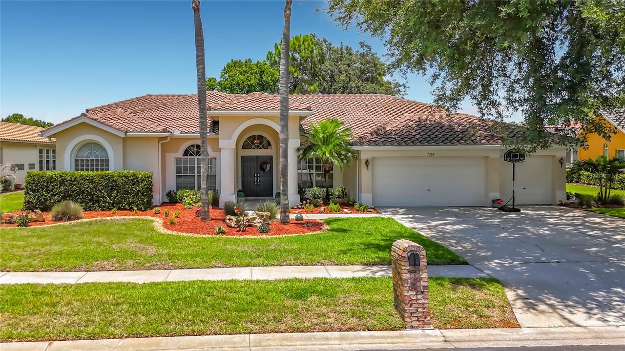 1266 Berkshire Ln., Tarpon Springs, FL 34688