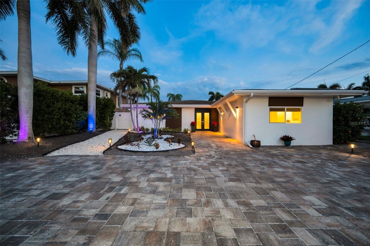 16353 Redington Dr., Redington Beach, FL 33708