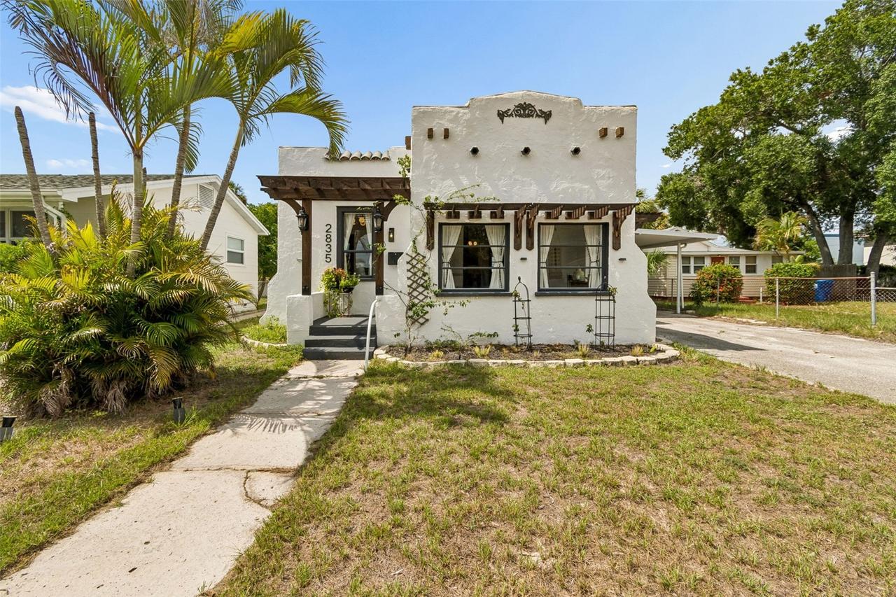2835 18th Ave., St Petersburg, FL 33713