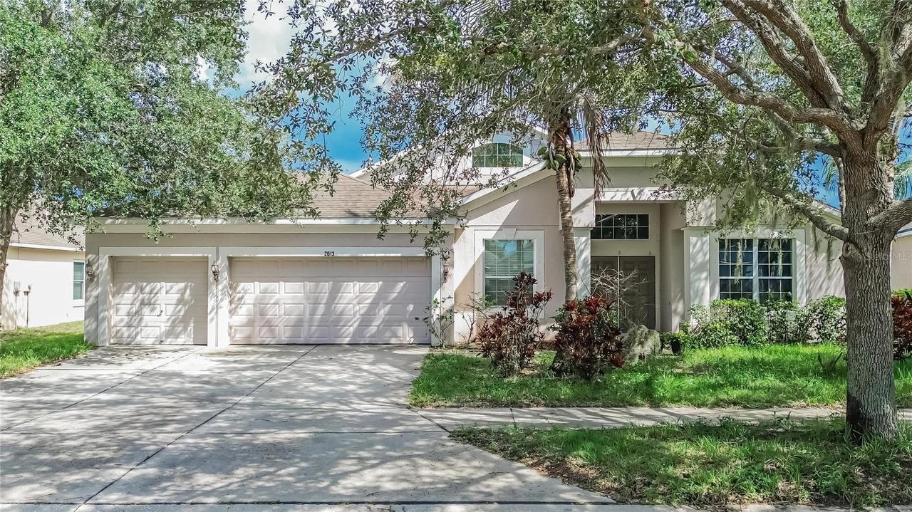 2613 Yukon Cliff Dr., Ruskin, FL 33570