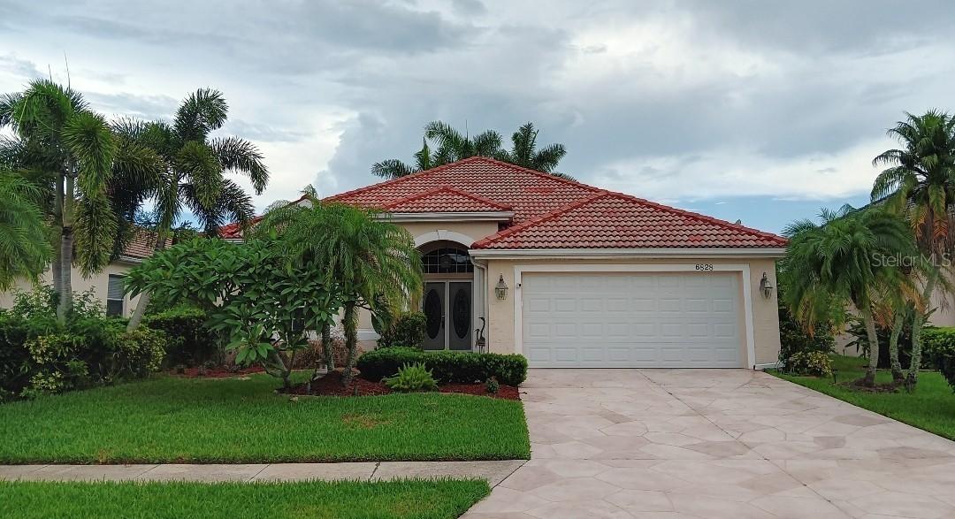 6828 Winslow St., Sarasota, FL 34243