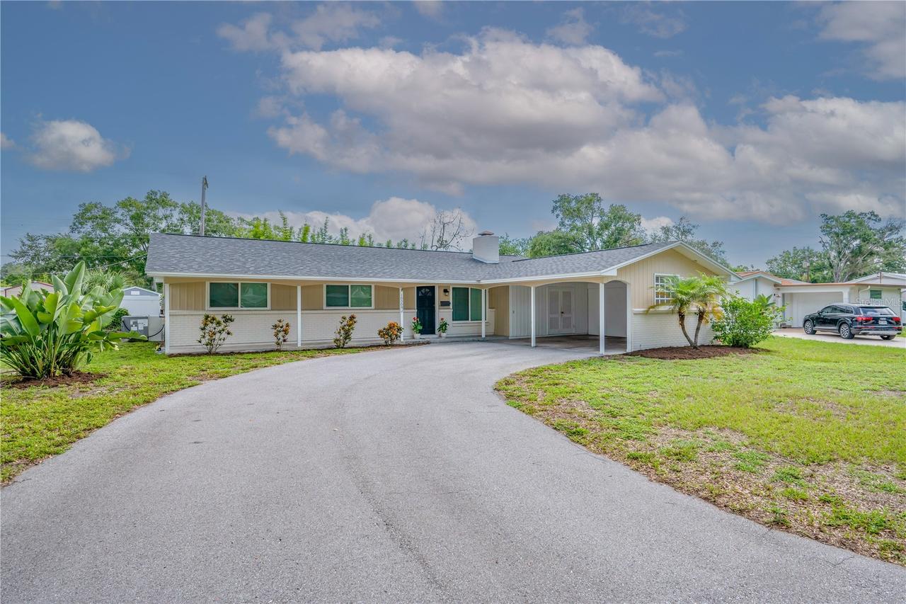 10509 Orange Grove Dr., Tampa, FL 33618