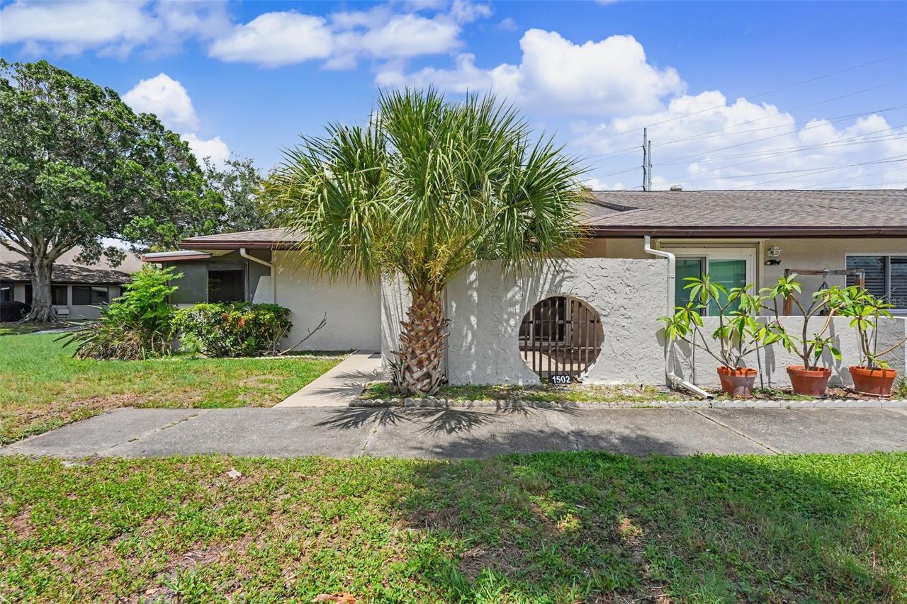 1502 16th Cir. #28, Largo, FL 33771