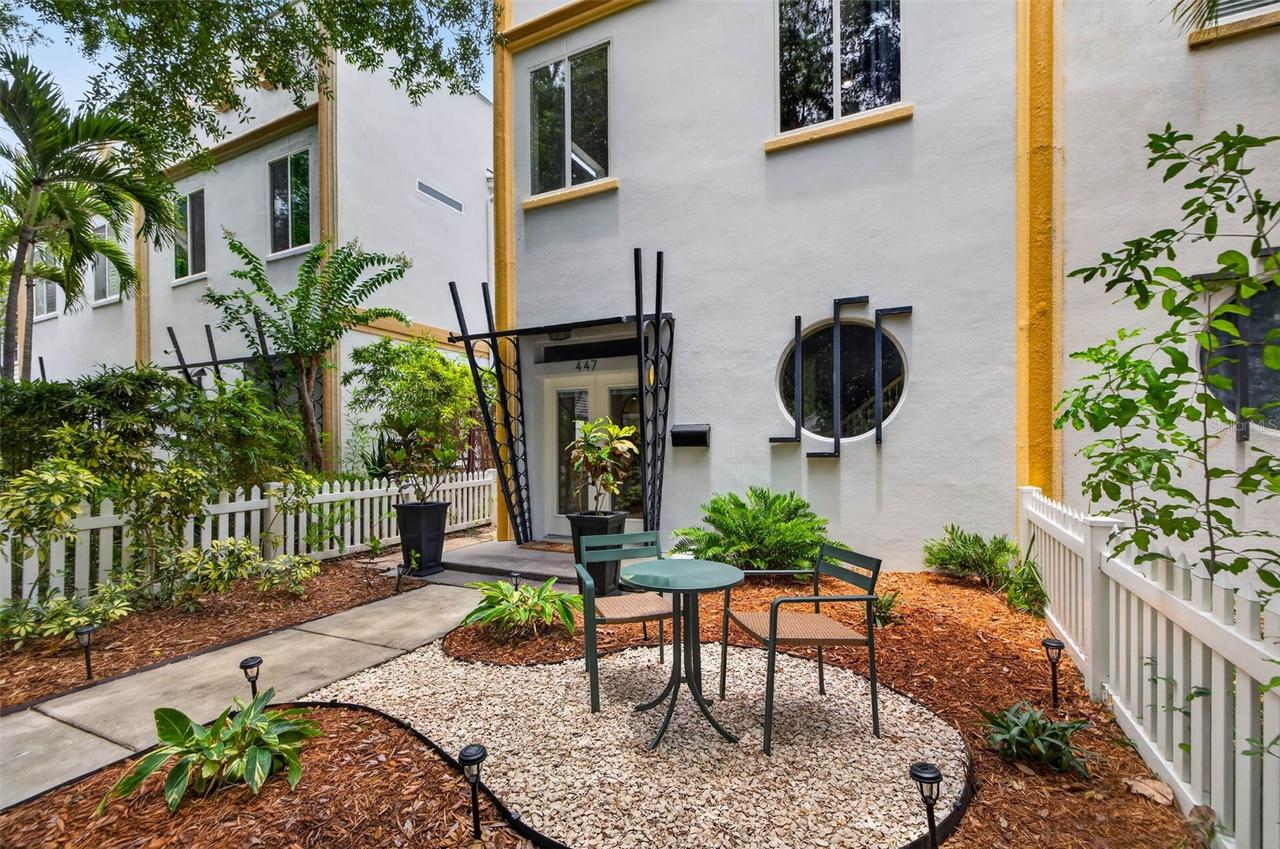447 13th Ave., St Petersburg, FL 33701
