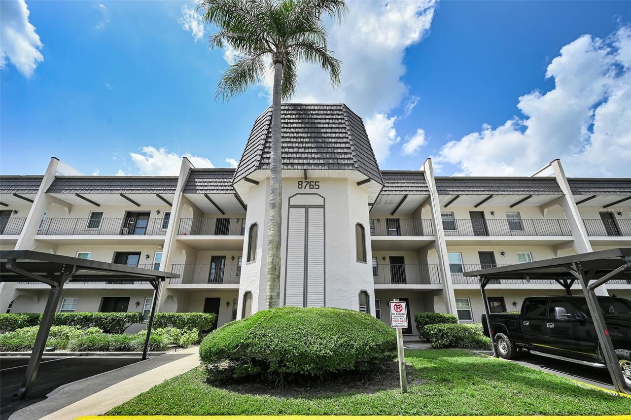 8765 Bardmoor Blvd. #306, Seminole, FL 33777