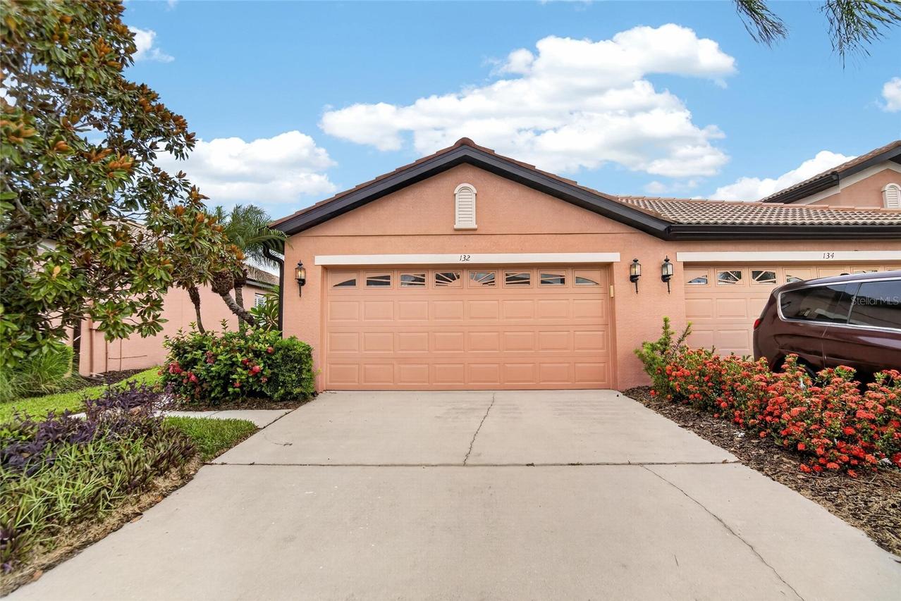 132 Shell Falls Dr., Apollo Beach, FL 33572