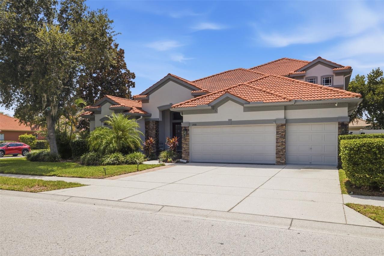 11508 Oyster Bay Cir., New Port Richey, FL 34654