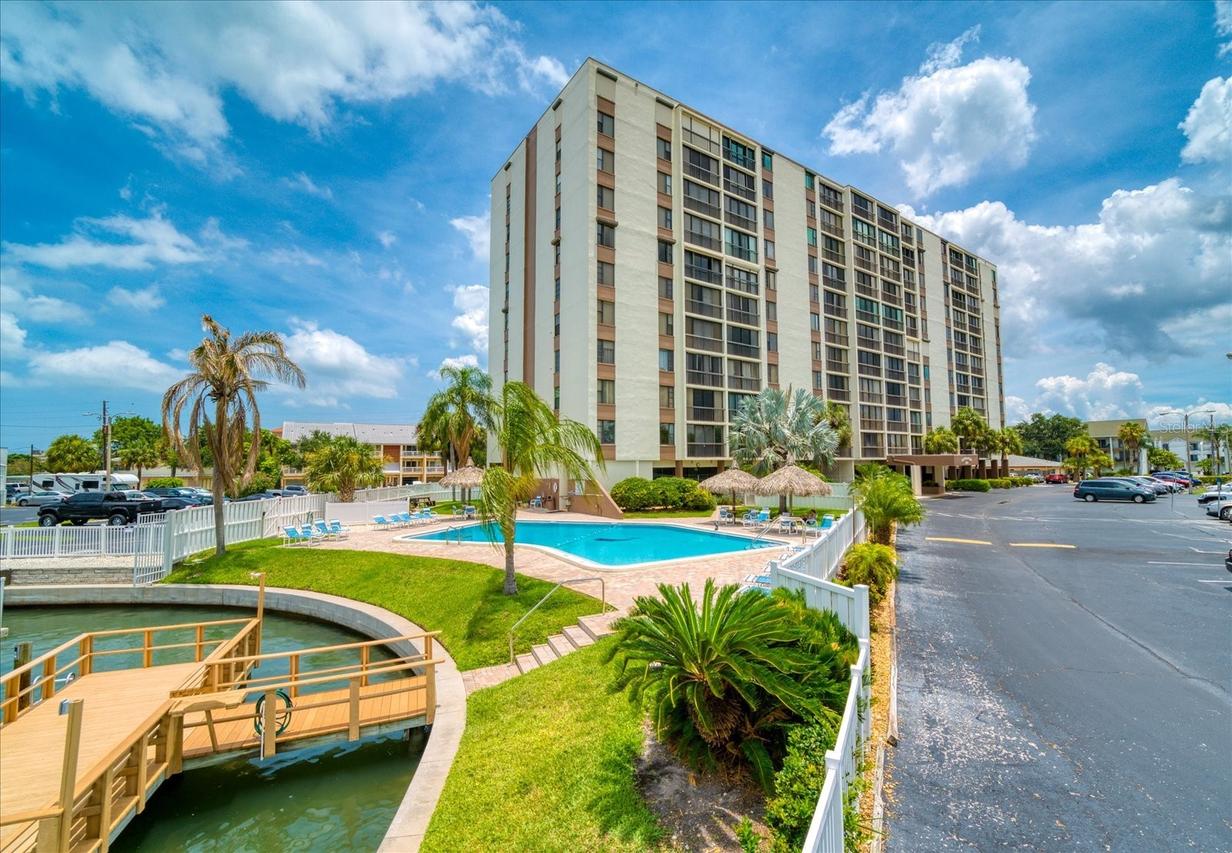 255 Dolphin Point #307, Clearwater Beach, FL 33767