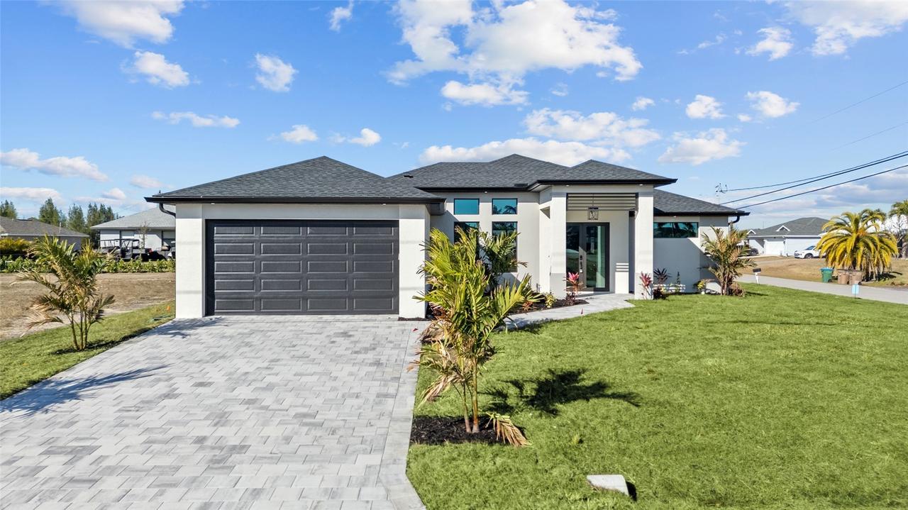 1030 NE 2nd Ave., Cape Coral, FL 33909