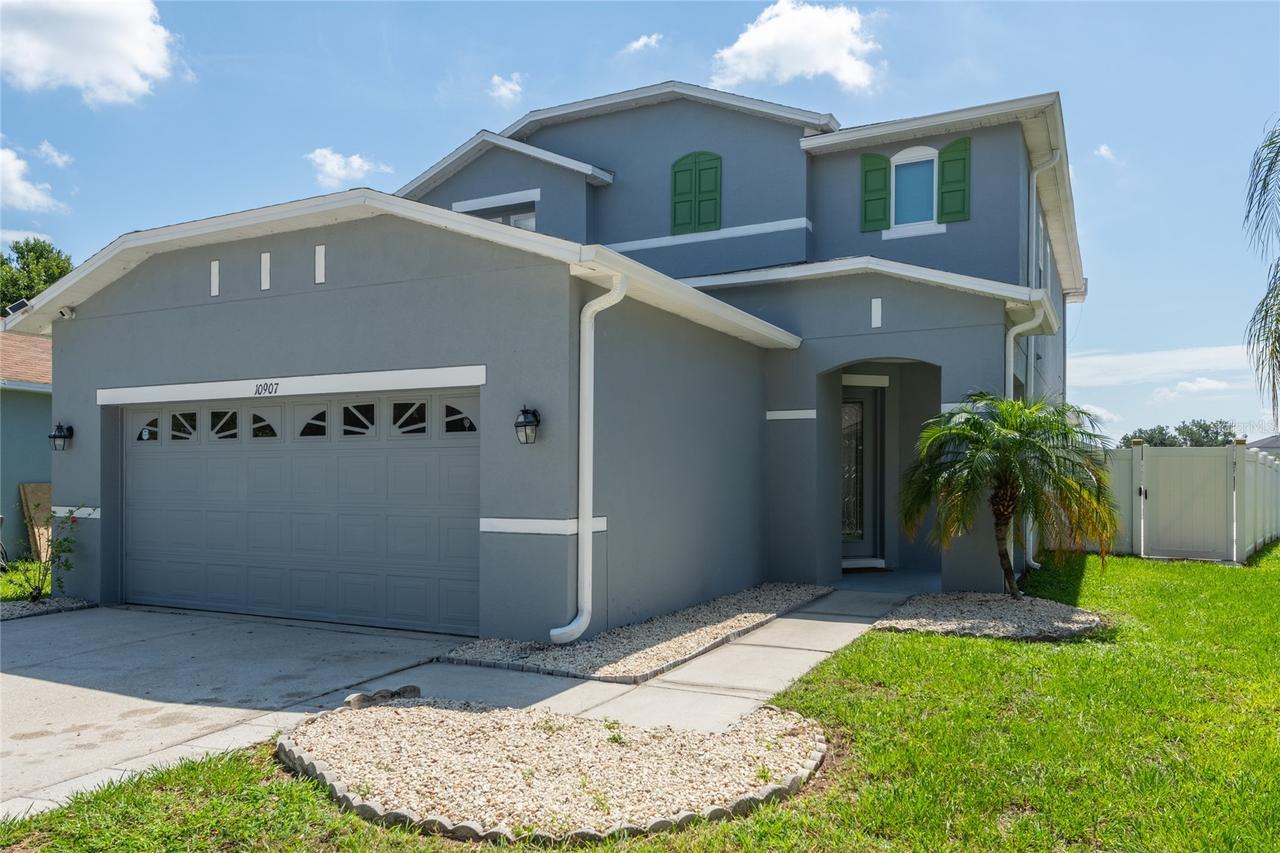 10907 Golden Silence Dr., Riverview, FL 33579
