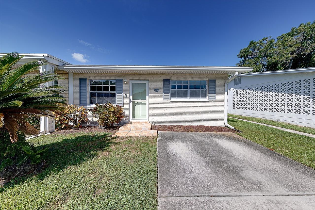 9906 Lily St., Pinellas Park, FL 33782