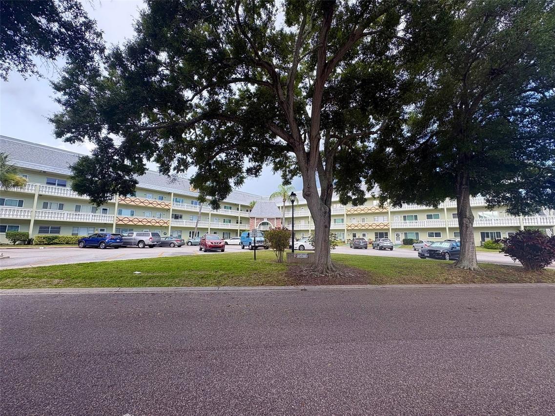 2459 Columbia Dr. #69, Clearwater, FL 33763
