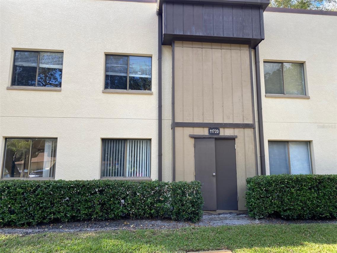 11720 Raintree Lake Ln. #B, Tampa, FL 33617