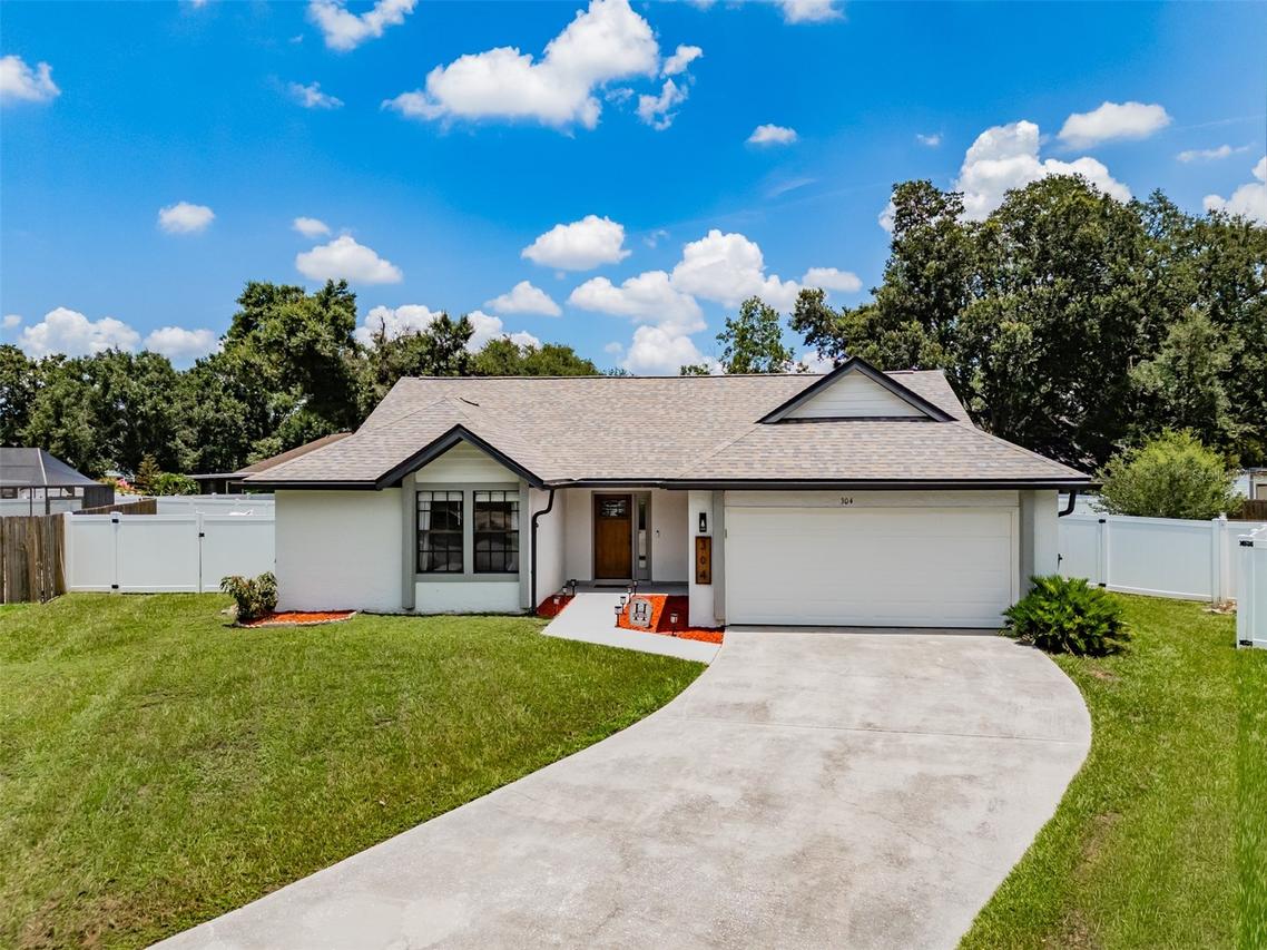 304 Scarlet Oak Ct., Seffner, FL 33584