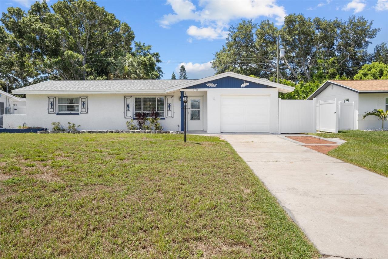 11916 85th Ter., Seminole, FL 33772