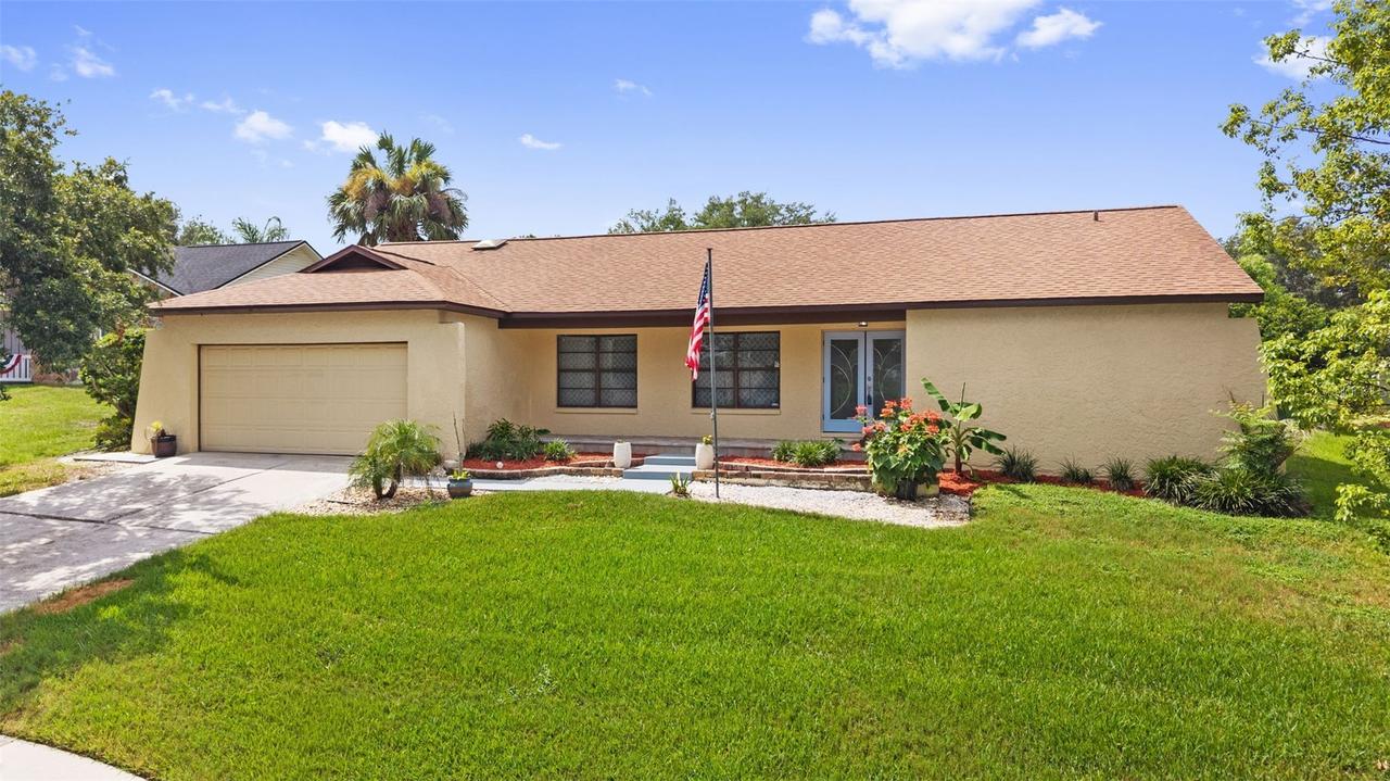 2311 Long Green Ct., Valrico, FL 33596