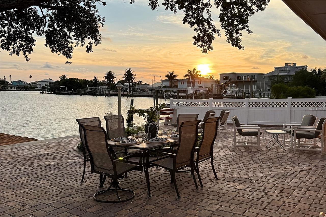 16102 4th St., Redington Beach, FL 33708