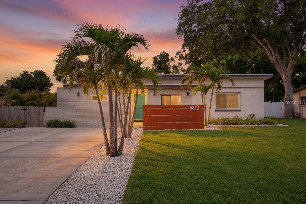 5810 20th Ave., St Petersburg, FL 33707