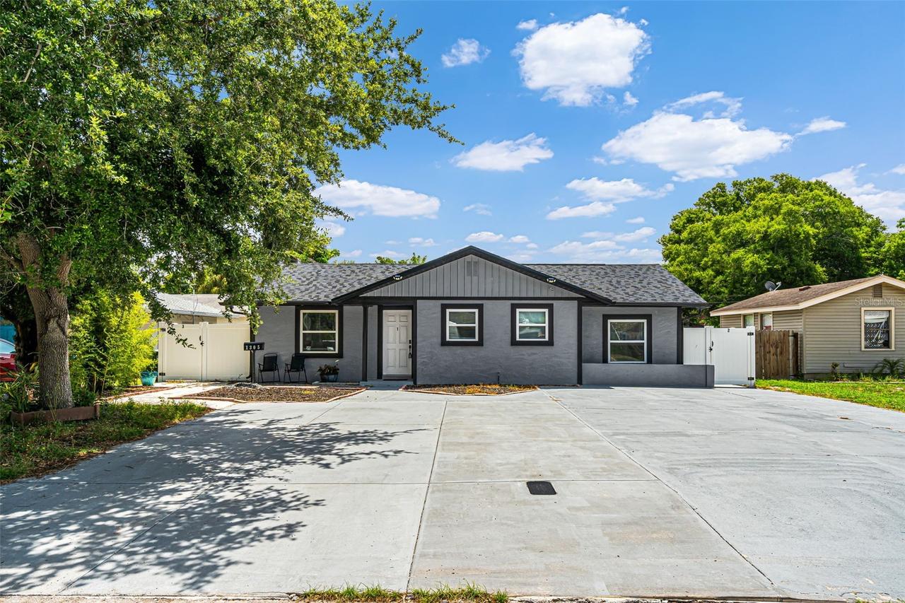 1305 29th St., Bradenton, FL 34205