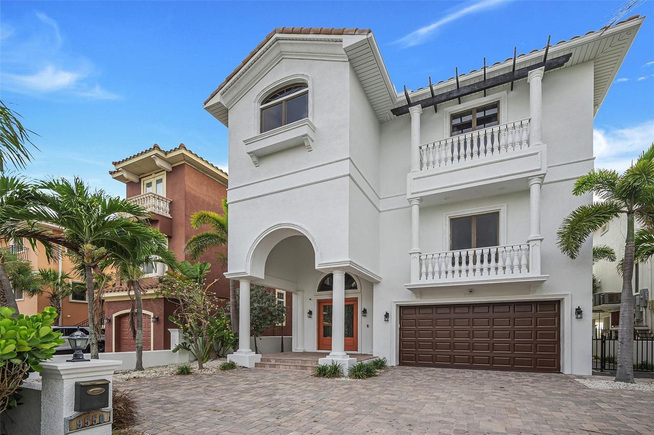9550 W Gulf Blvd., Treasure Island, FL 33706