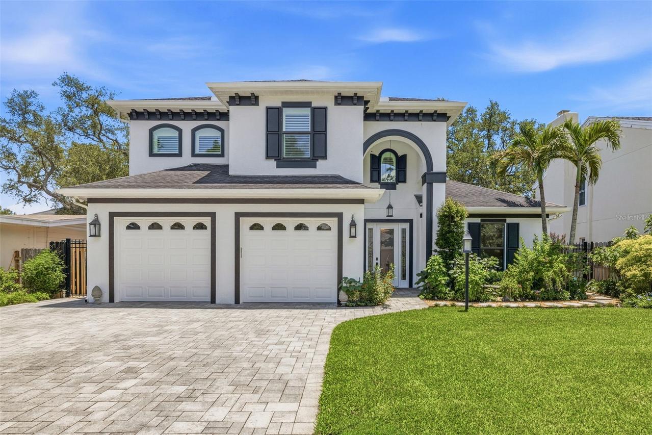 3210 W Villa Rosa St., Tampa, FL 33611