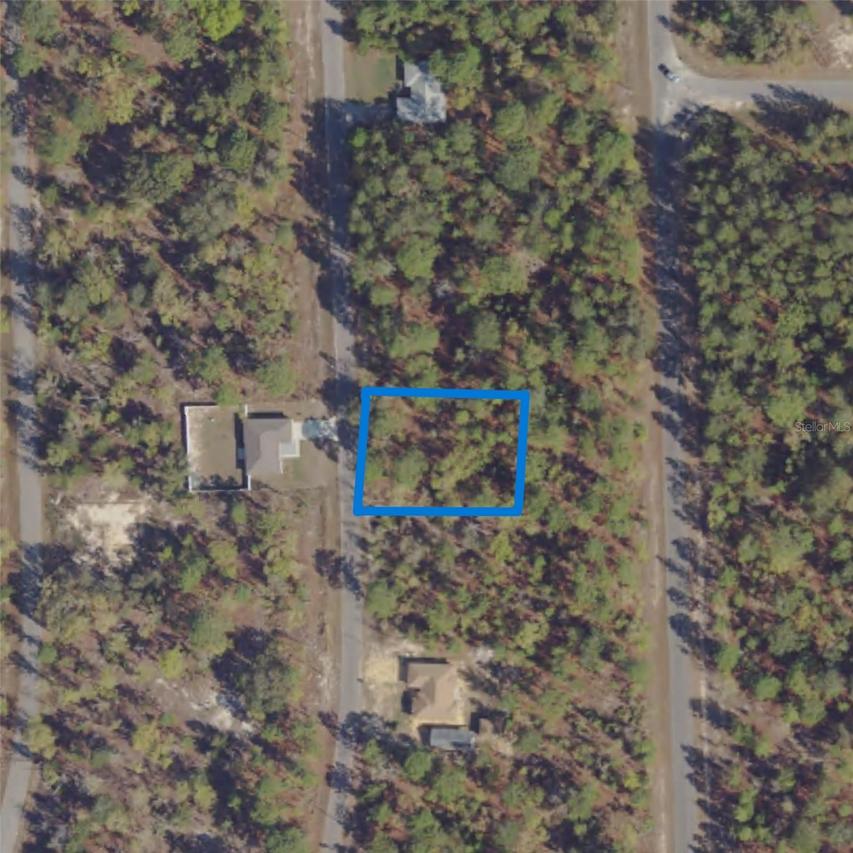 17 Fisher Lane Ter., Ocklawaha, FL 32179